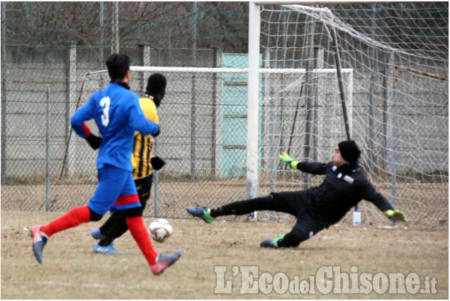 Calcio Prima categoria: Aurora domina il derby