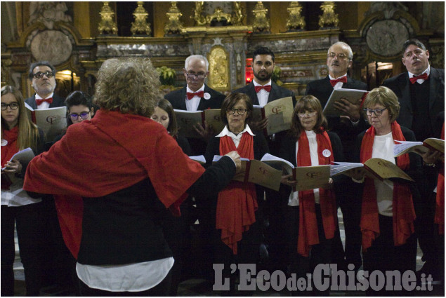 Concerto di Natale della corale &quot;Costanzo Festa&quot; nella chiesa di Santo Stefano a Villafranca