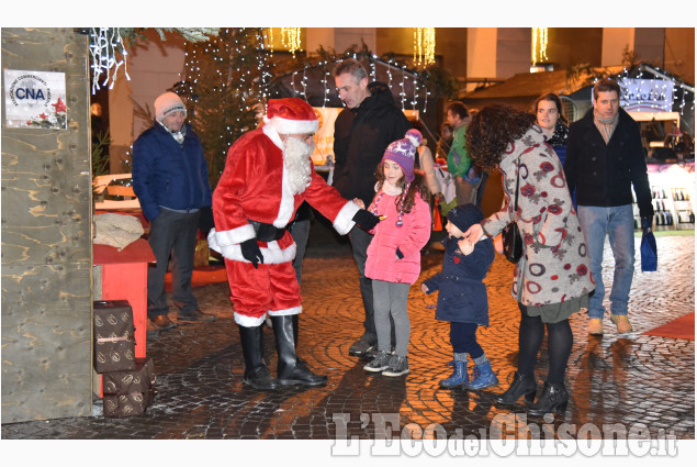 Pinerolo : mercatini di Natale nel centro storico