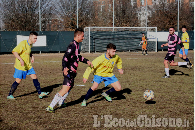 Calcio Seconda categoria: pari ad occhiali a Nichelino