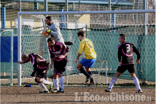 Calcio Seconda categoria: pari ad occhiali a Nichelino