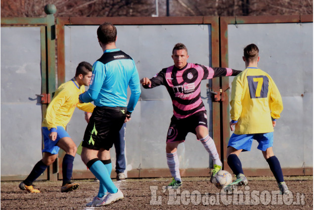 Calcio Seconda categoria: pari ad occhiali a Nichelino