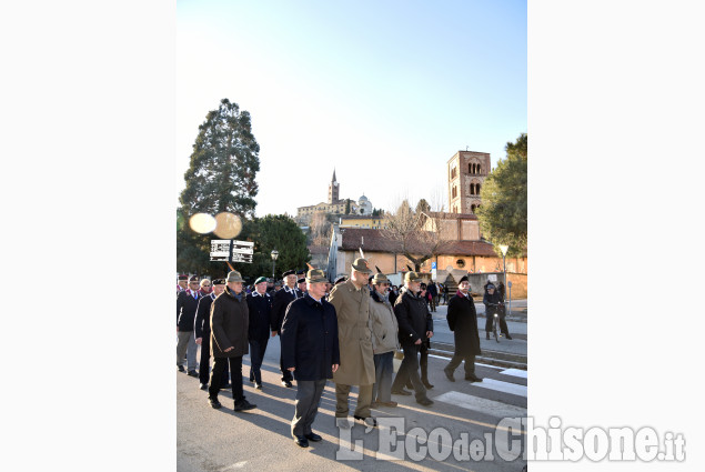 Pinerolo, affollato corteo per la Giornata della Memoria