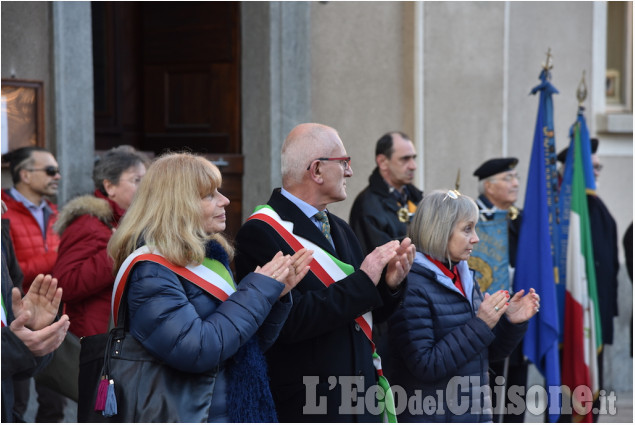 Pinerolo, affollato corteo per la Giornata della Memoria