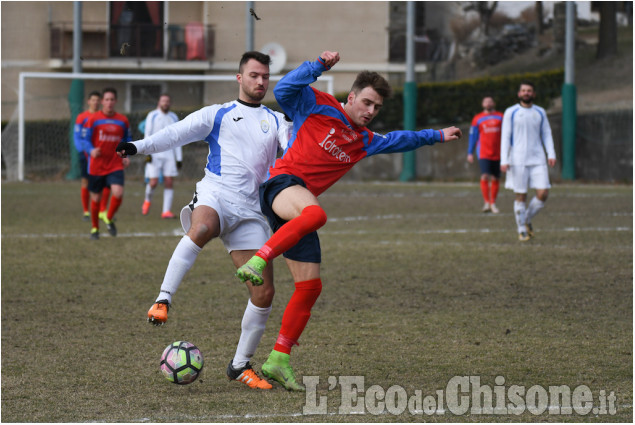 Calcio Prima categoria: derby palpitante a Perosa