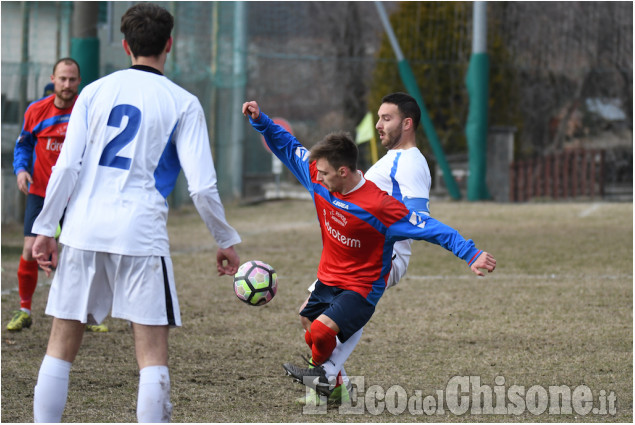 Calcio Prima categoria: derby palpitante a Perosa