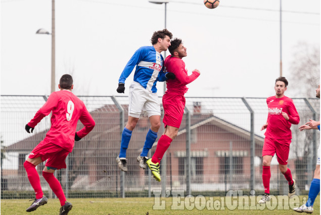 Calcio: Revello - Moretta