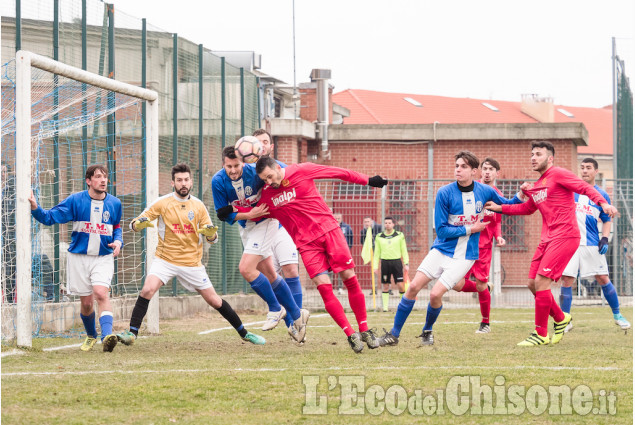 Calcio: Revello - Moretta