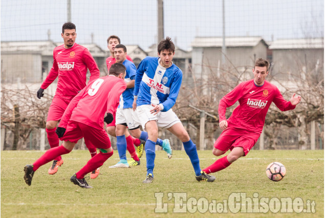 Calcio: Revello - Moretta