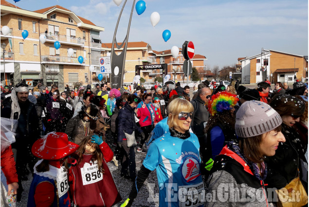 Candiolo: Button.run in centinaia i corridori in maschera