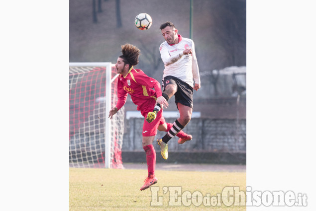 Calcio: Villafranca supera Infernotto a Barge, play-out più lontani