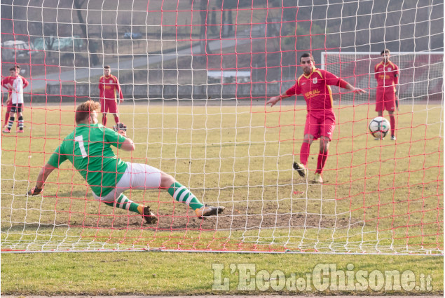 Calcio: Villafranca supera Infernotto a Barge, play-out più lontani