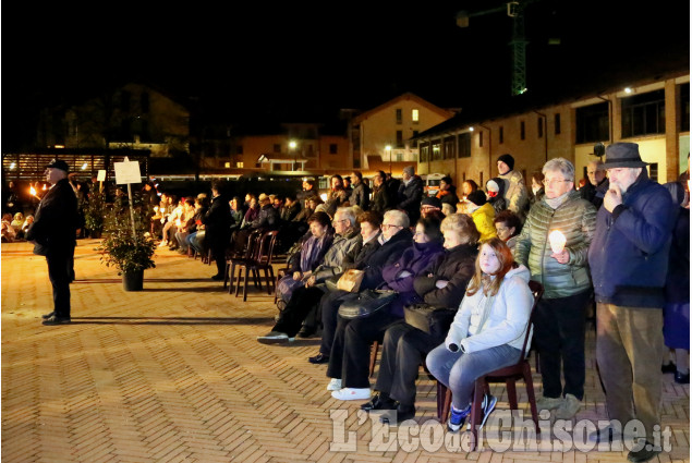 Vinovo: la tradizionale Via Crucis