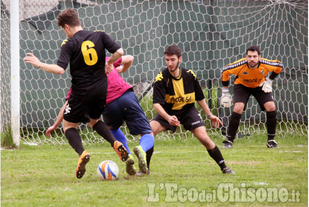 Calcio Seconda categoria: Giaveno sbanca Beinasco