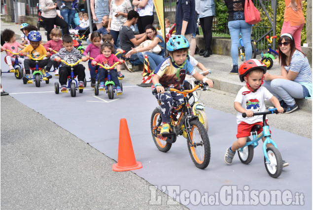 Pinerolo, tricicli sprint in via Gianni