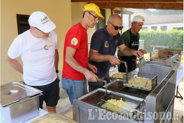 Giugno Candiolese: sagra della costina e arrampicata in piazza 