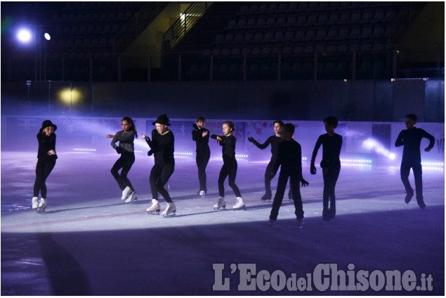 Pinerolo &quot; Ice Summer Show&quot;