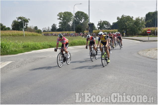 Frossasco, grande giornata di ciclismo pinerolese con Dalle Mura al Muro