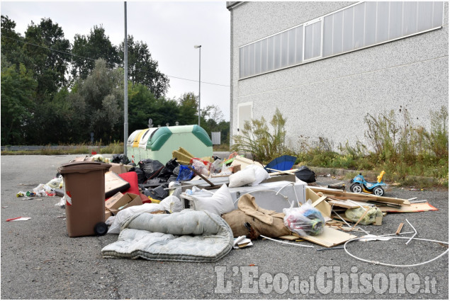 Cumiana, discarica in Strada Villar Basso