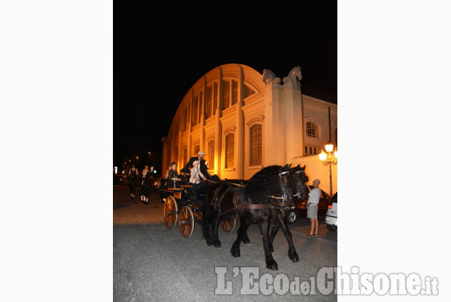 Pinerolo, evoluzioni equestri nel Maneggio Caprilli