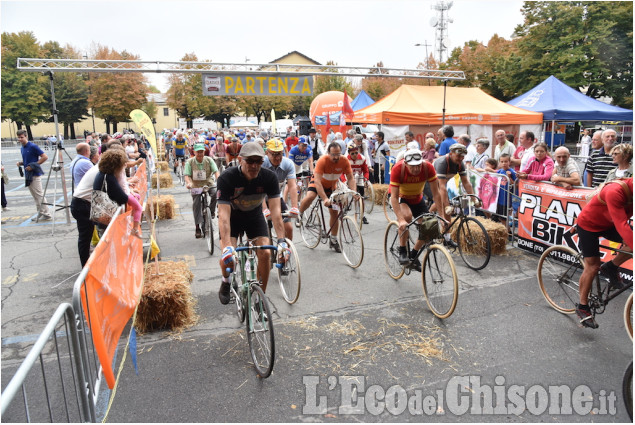 Pinerolo, la Classica: riuscito l &#039;appuntamento ciclo-storico