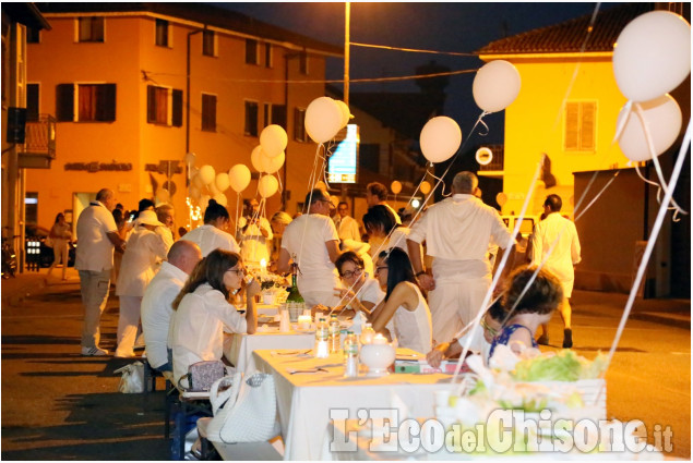 Piobesi: la cena in bianco sotto le stelle 