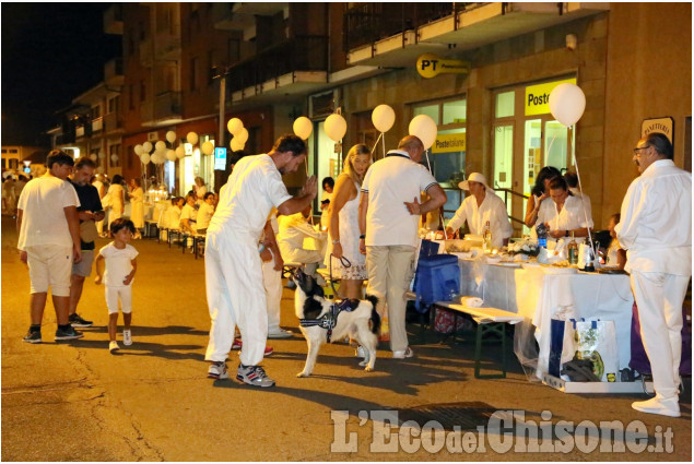 Piobesi: la cena in bianco sotto le stelle 