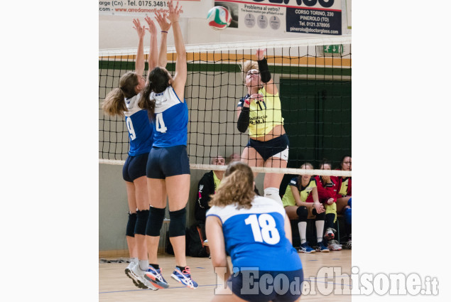 Volley: Val Chisone femminile batte Mondovì 