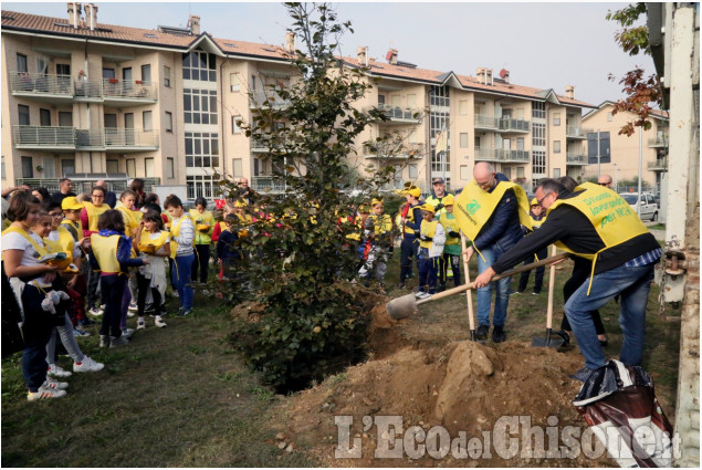 None: puliamo il Mondo, educazione all’ambiente al parco dei Donatori 