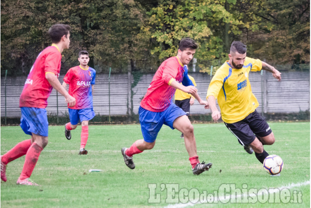 Calcio: termina 2-2 il derby di Villar Perosa