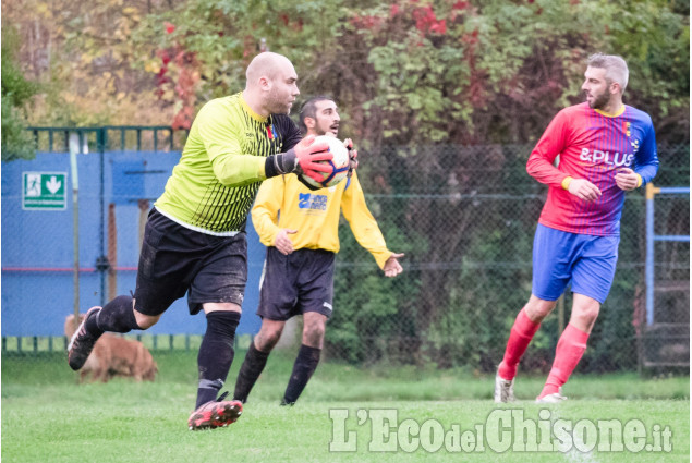 Calcio: termina 2-2 il derby di Villar Perosa