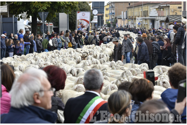 Luserna San Giovanni, Fiera dei Santi, due