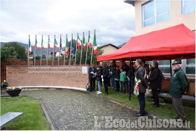 Frossasco  il nuovo Monumento ai Caduti,