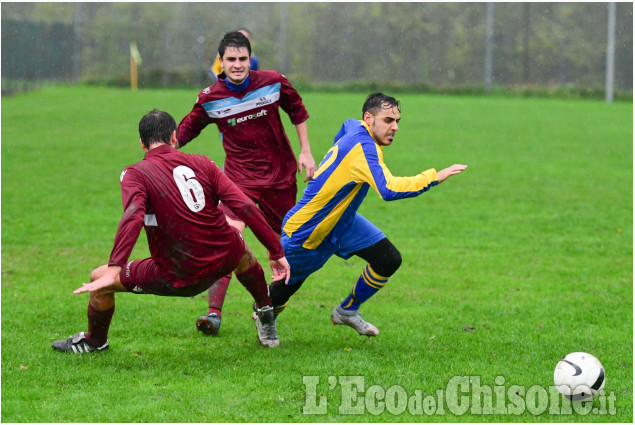 Calcio Prima categoria: pari nel derby a Pinasca 