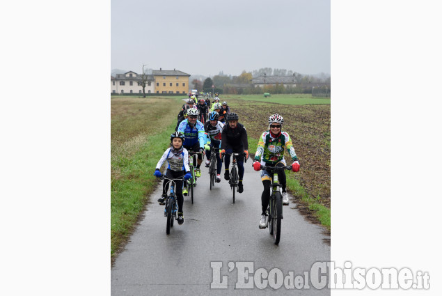 Osasco: riuscita pedalata con il ciclista Mosca