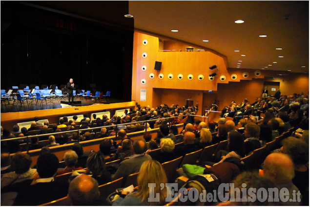 &quot;Requiem&quot; : Teatro pieno per l&#039;iniziativa della Diocesi Pinerolese