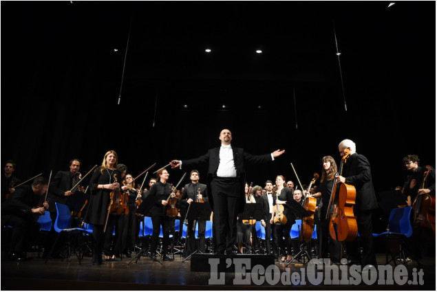 &quot;Requiem&quot; : Teatro pieno per l&#039;iniziativa della Diocesi Pinerolese