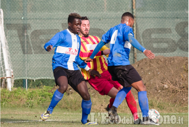 Calcio Promozione: Cavour supera di misura il Revello in un combattuto derby.  