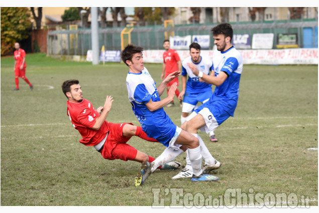Calcio Eccellenza Pinerolo trova finalmente la vittoria nello scontro salvezza contro la Santostefanese. Calcio Eccellenza Pinerolo trova finalmente la vittoria nello scontro salvezza contro la Santostefanese.