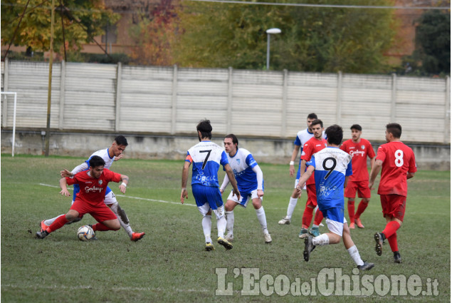 Calcio Eccellenza Pinerolo trova finalmente la vittoria nello scontro salvezza contro la Santostefanese.