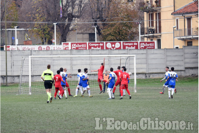 Calcio Eccellenza Pinerolo trova finalmente la vittoria nello scontro salvezza contro la Santostefanese.