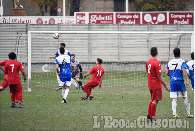 Calcio Eccellenza Pinerolo trova finalmente la vittoria nello scontro salvezza contro la Santostefanese.