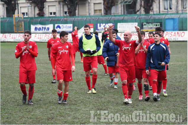 Calcio Eccellenza Pinerolo trova finalmente la vittoria nello scontro salvezza contro la Santostefanese.