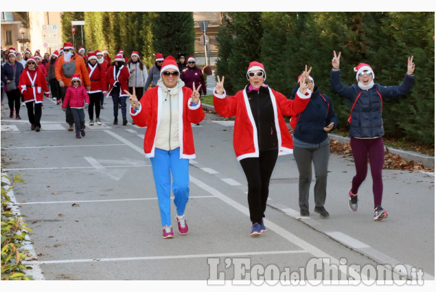 Vinovo: la corsa dei Babbi Natale 