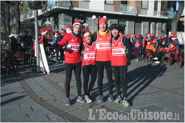 Vinovo: la corsa dei Babbi Natale 