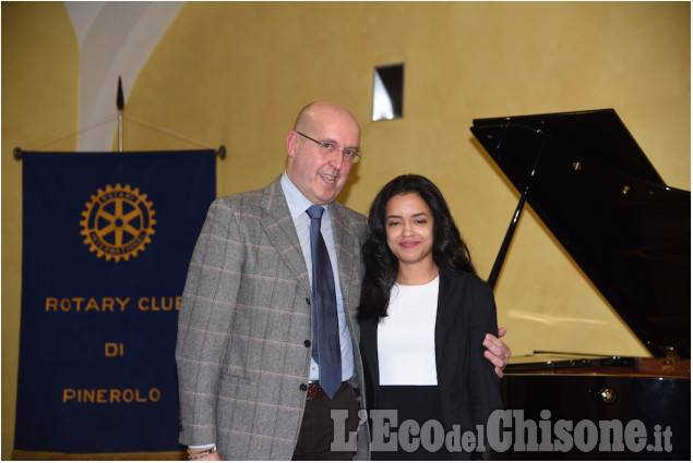 all'Accademia di Musica di Pinerolo, la consegna delle borse di studio del Rotary Club Pinerolo All'Accademia di Musica di Pinerolo, la consegna delle borse di studio del Rotary Club Pinerolo