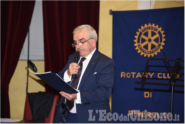 all'Accademia di Musica di Pinerolo, la consegna delle borse di studio del Rotary Club Pinerolo All'Accademia di Musica di Pinerolo, la consegna delle borse di studio del Rotary Club Pinerolo