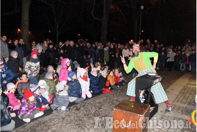 Pinerolo, capodanno in piazza, una bella festa