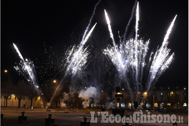 Pinerolo, capodanno in piazza, una bella festa