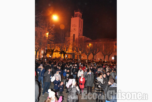 Pinerolo, capodanno in piazza, una bella festa